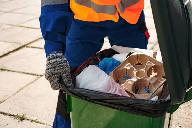 Best Retail Junk Removal  in Revere, MA